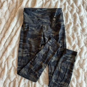 Women's Camo Leggings